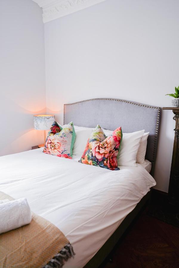 2-bedroom Apartment in Paddington Londen Buitenkant foto